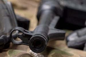 Airsoft Guns: Can You Use Metal BBs? + Dangers! Ultimate Airsoft Guide for Beginners, Tactics & Gear Reviews Airsoft Guns: Can You Use Metal BBs? + Dangers! | Ultimate Airsoft Guide for Beginners, Tactics & Gear Reviews