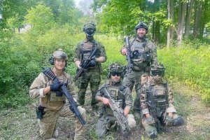 Gear Up: Dominate with Your Airsoft Team Today! Ultimate Airsoft Guide for Beginners, Tactics & Gear Reviews Gear Up: Dominate with Your Airsoft Team Today! | Ultimate Airsoft Guide for Beginners, Tactics & Gear Reviews
