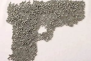 Airsoft Guns: Can They Shoot Metal BBs? The Risks | Ultimate Airsoft Guide for Beginners, Tactics & Gear Reviews