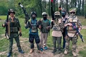 Airsoft Fun: Paducah KY Airsoft Fields &amp; More! | Ultimate Airsoft Guide for Beginners, Tactics & Gear Reviews