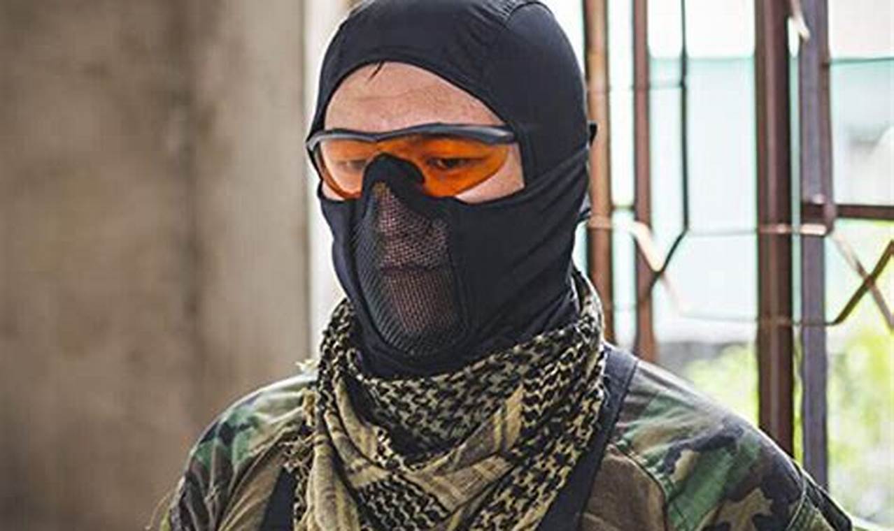 Best Airsoft Balaclava: Protection & Camo on the Field Ultimate Airsoft Guide for Beginners, Tactics & Gear Reviews Best Airsoft Balaclava: Protection & Camo on the Field | Ultimate Airsoft Guide for Beginners, Tactics & Gear Reviews