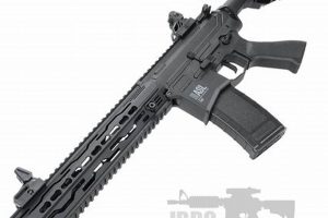ASL Airsoft: Dominate the Field with Pro Tactics! | Ultimate Airsoft Guide for Beginners, Tactics & Gear Reviews